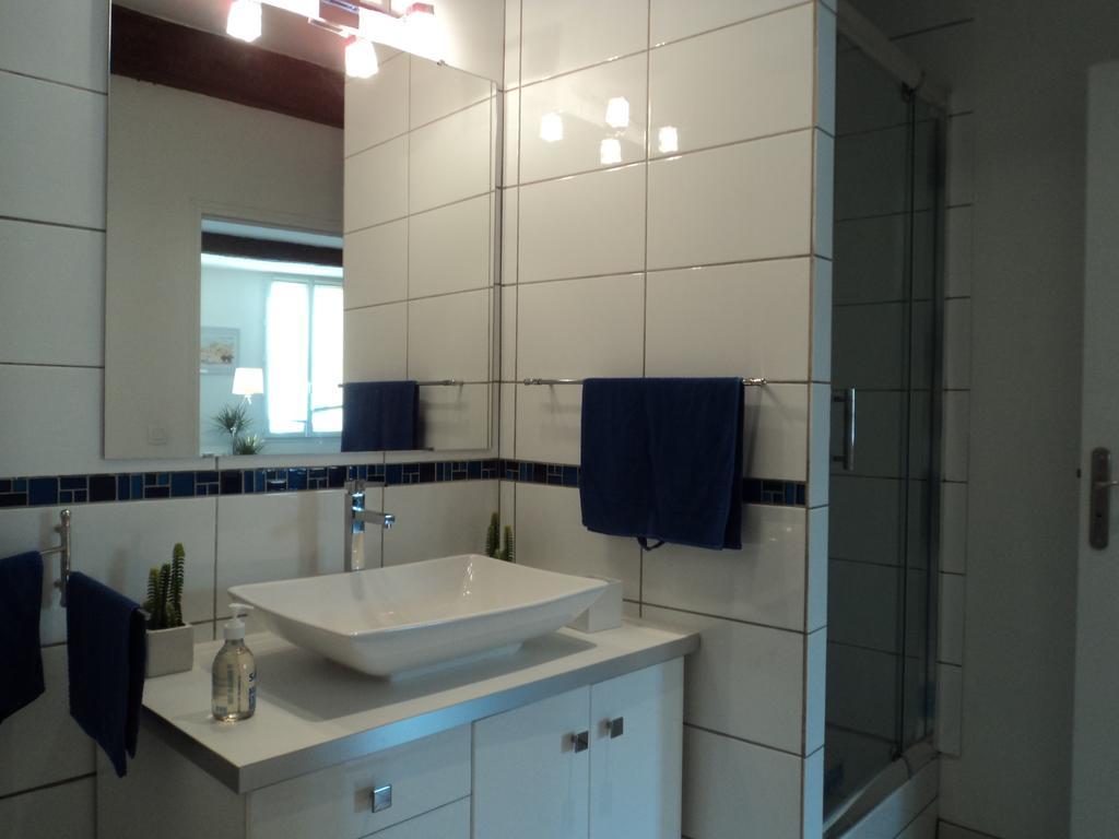 פור-ונדרה Appartement La Mediterranee Vue Sur Mer Plein Soleil 3 Climatisations Reversibles חדר תמונה